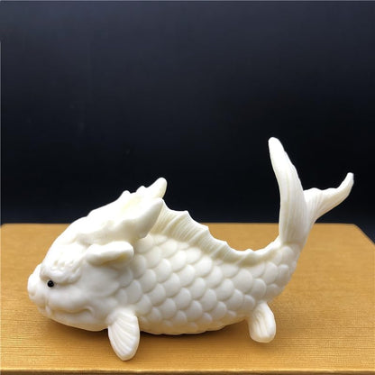 Hand-Made Tea Pet Dragon Fish Cute Cryprinus Carpiod Ceramic Statue Kung Fu Tea Tray Decor Tea Lover's Gift Home Office Desk Feng Shui Ornament (White)