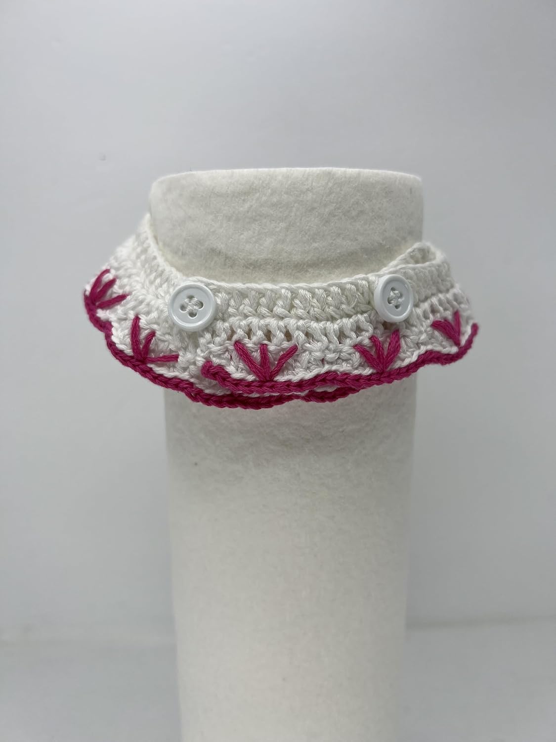 Knitted cat and Dog Collar, cat and Dog bib, cat and Dog Accessories, Pet Accessories, Crocheted Cat Collar, Bow Tie Cat and Dog Collar